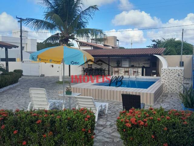 Casa para Venda em Conde - 2